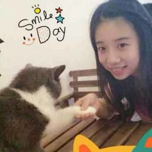 Meet your Posher, Lina